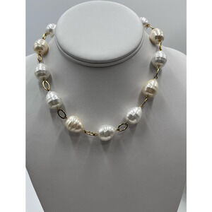 Lauren Ralph Lauren White Cream Faux Glass Baroque Pearl Classic Necklace